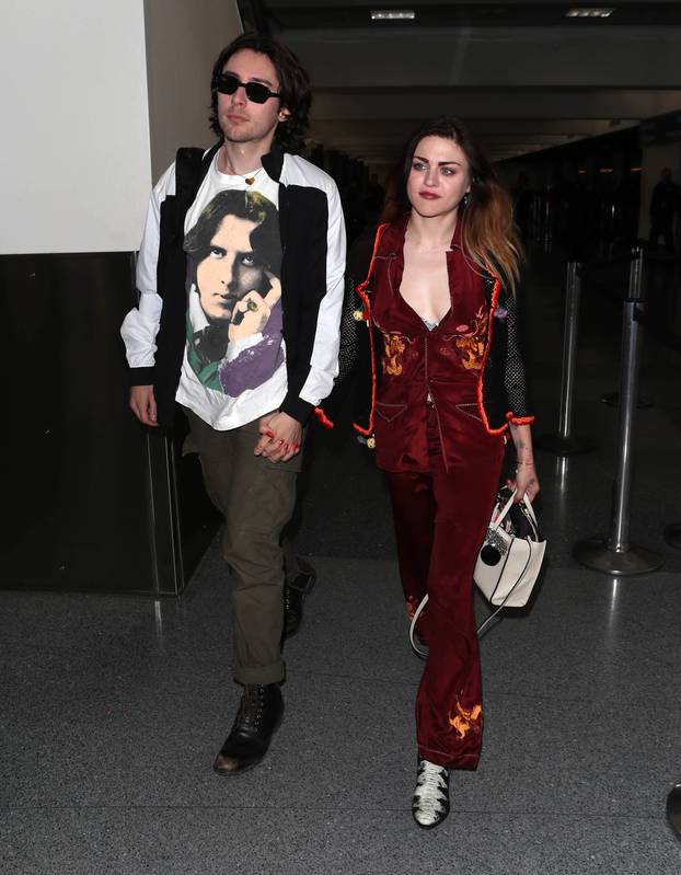 LA: Frances Bean Cobain u zra?noj luci LAX