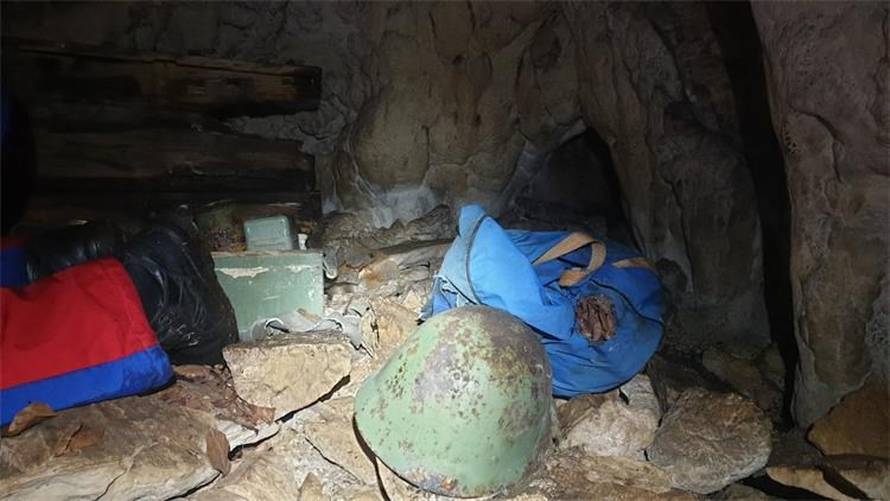 Policija uklanjala eksploziv iz speleoloških objekata u Lici...