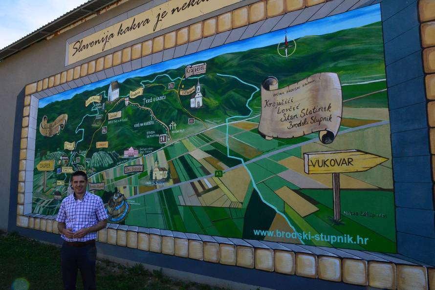 Bravo, načelniče: Neću plaću, sve dajem školarcima za knjige