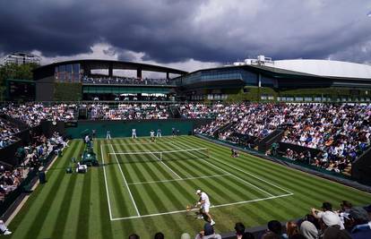 Game, sex, match: Wimbledon uveo strogi nadzor 'tihe sobe' zbog navijača koji su se hvatali