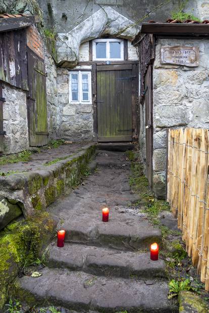 Cave dwellings - living like the Hobbits