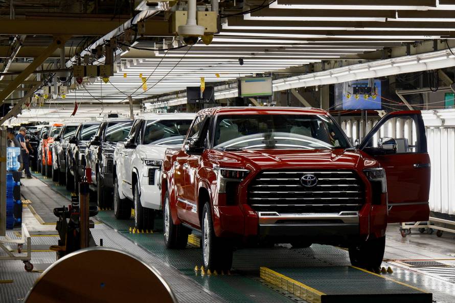 FILE PHOTO: Automaker group warns Nexperia chip supply issue could quickly disrupt US production