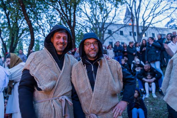 Imotski: Uprizorenje 24. Žive slike Muke Isusove