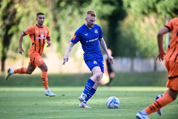 Zagreb: Utakmica u sklopu nogometnih priprema, GNK Dinamo - FC Shakhtar Donetsk