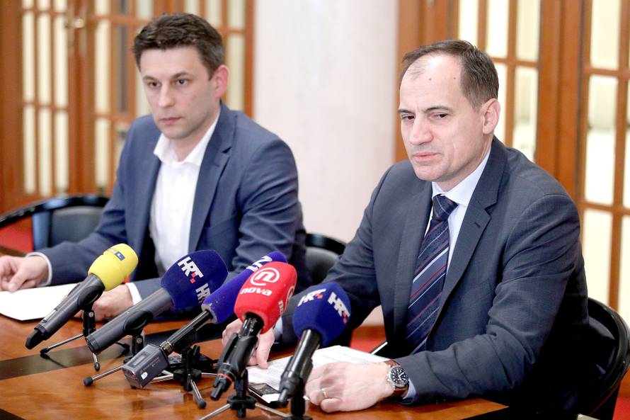 Dobrović napustio Most: Sveli su se na predsjednika i tajnika