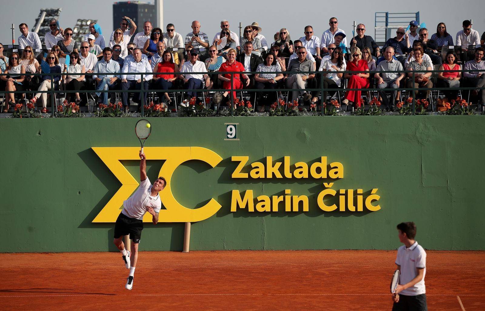 I Federer će doći na Šalatu?!  Modrić ljutit: Suđenje je grozno