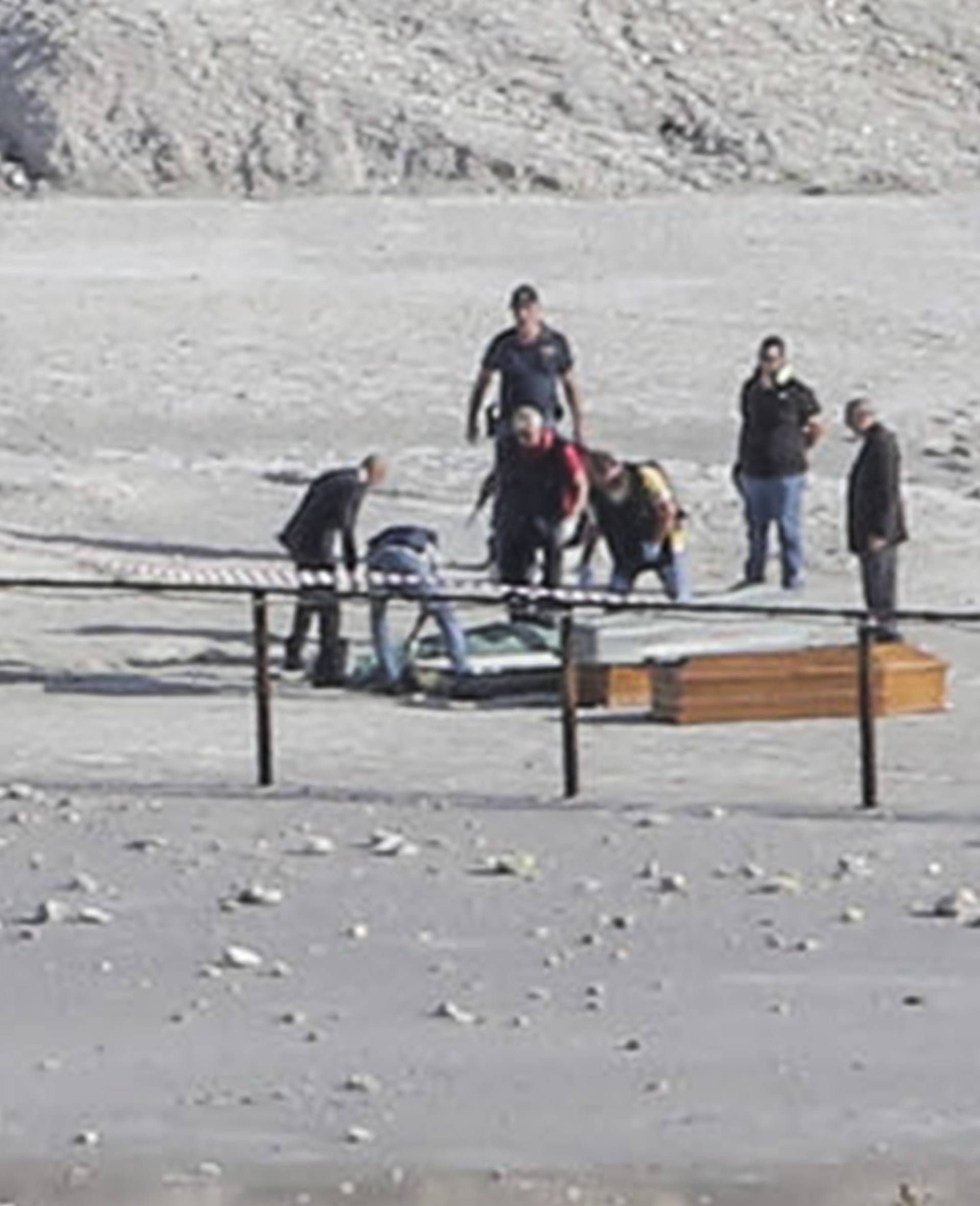 Three Venice tourists died swallowed by a crater that suddenly opened under their feet in the Solfatara of Pozzuoli.