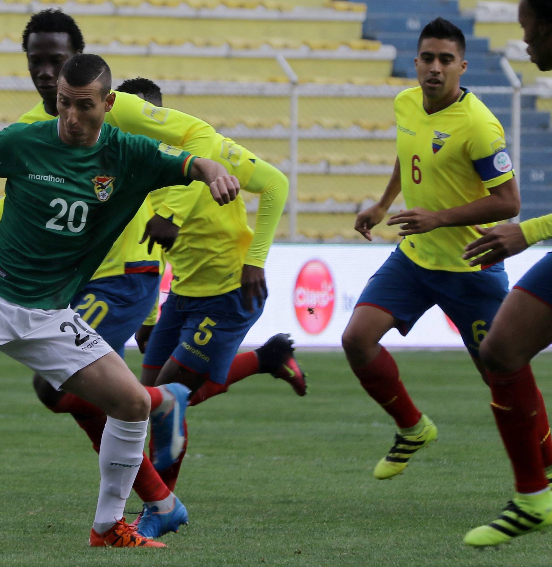 Football Soccer - World Cup 2018 Qualifier - Bolivia v Ecuador