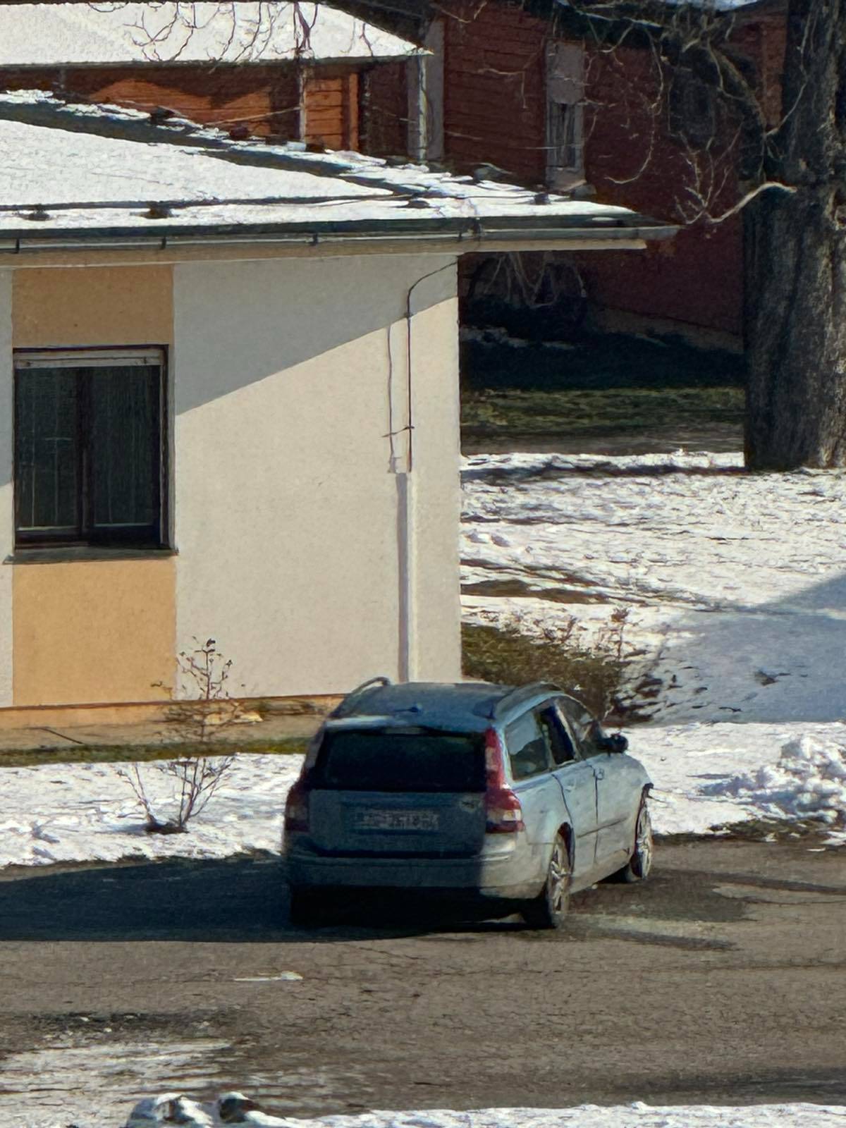 VIDEO Detalji noćne potjere u Zagrebu: Bježao policiji, probio je ogradu pa ga morali vezati