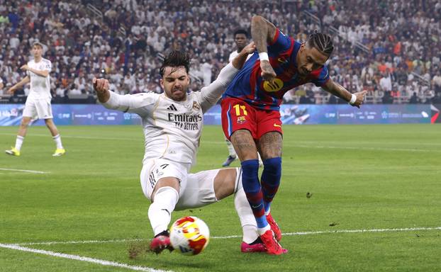 Spanish Super Cup - Final - FC Barcelona v Real Madrid