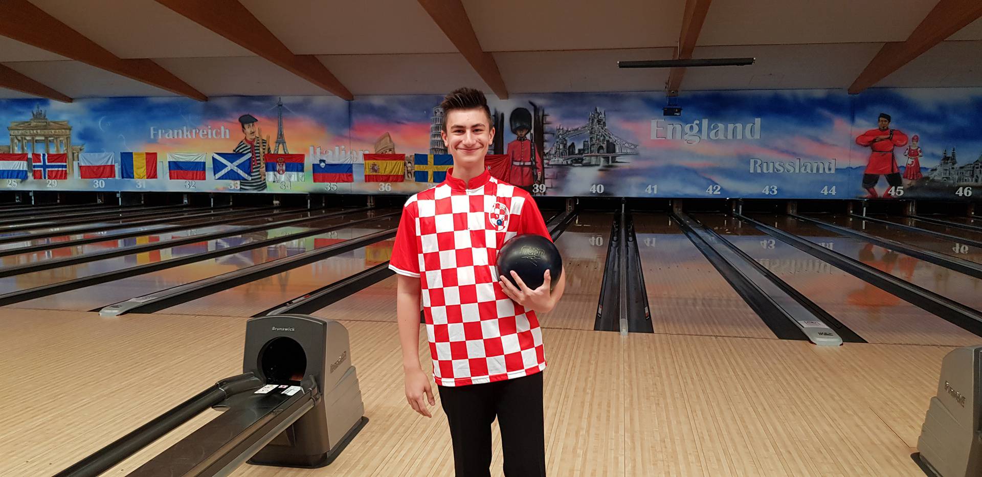 Naše bowling čudo: Pobijedio sam klupske kolege, kod nas se od ovog sporta ne može živjeti