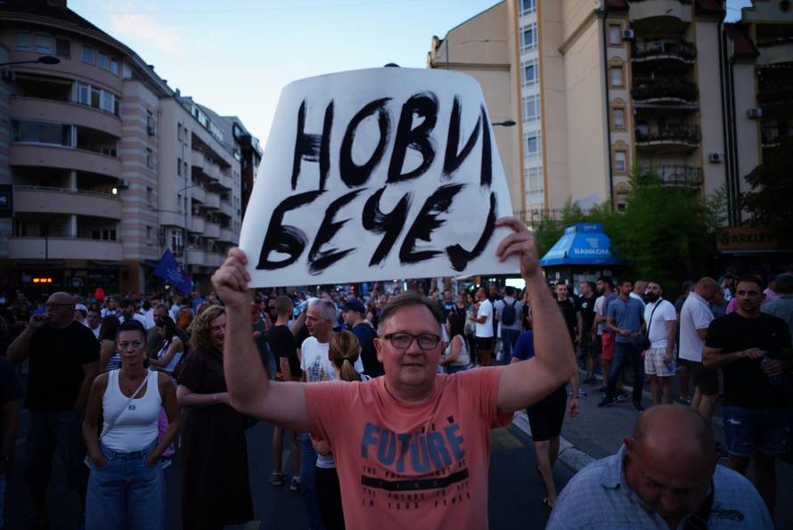 Novosadski studenti u blokadi pozvali su na prosvjed "Srbijo, da li se čujemo"
