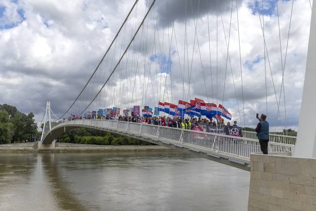 Osijek: Održan je  Hod za život