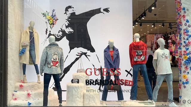 Banksy u borbi protiv 'Guessa': Pozvao sve kradljivce da njima naprave isto što su oni njemu