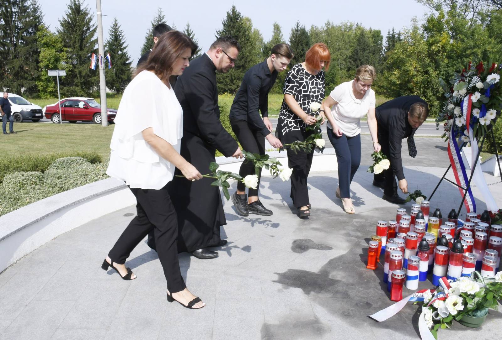 Petrinjci se prisjetili 589 ubijenih civila i poginulih hrvatskih branitelja