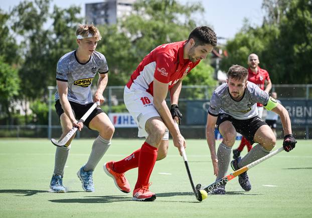 Zagreb: Hokej na travi, HAHK Mladost protiv HK Concordia 1906