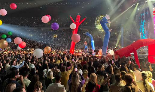 VIDEO Merlin zaustavio koncert zbog posebnog razloga: 'Stop'