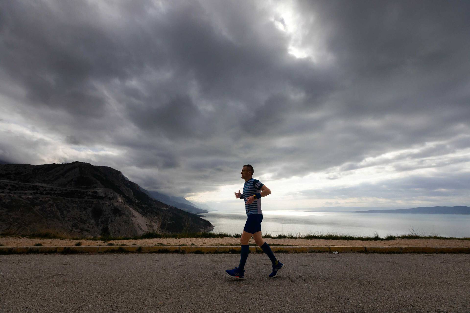 Svako jutro za doručak sam jeo četiri jaja i pancetu i s lakoćom istrčao sedam maratona u nizu!