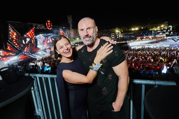 Poznati na Ultri: Zablistale su pjevačice Žanamari i Albina, a zabava nije prošla ni bez Jole