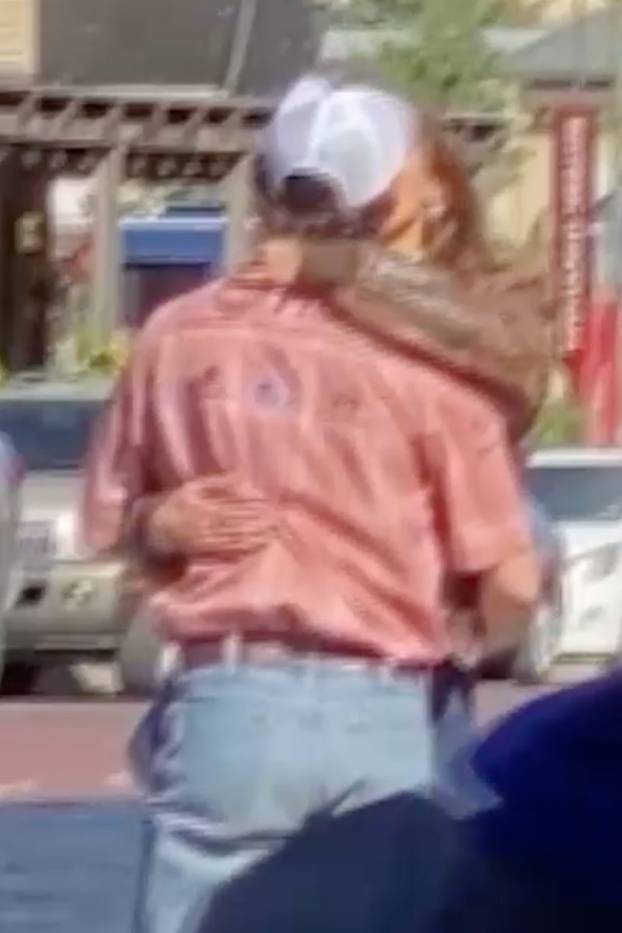 *PREMIUM-EXCLUSIVE* BELLA HADID HOWDY, PARTNER ... Spotted Making Out With Cowboy In Texas