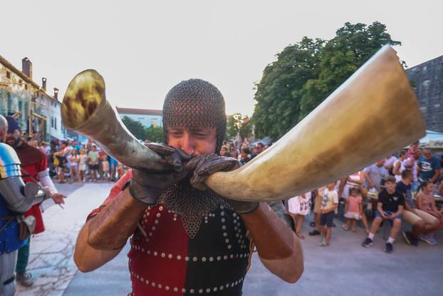 Počeo 14. Srednjovjekovni festival u Svetvincentu