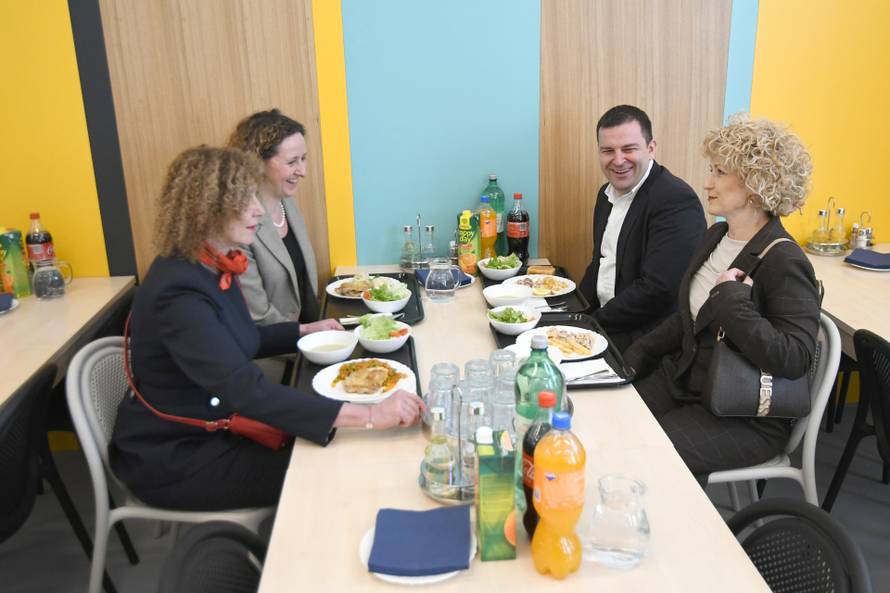 Bjelovar: Službeno otvorenje Studentskog doma Bjelovar i studentskog restorana X-ica