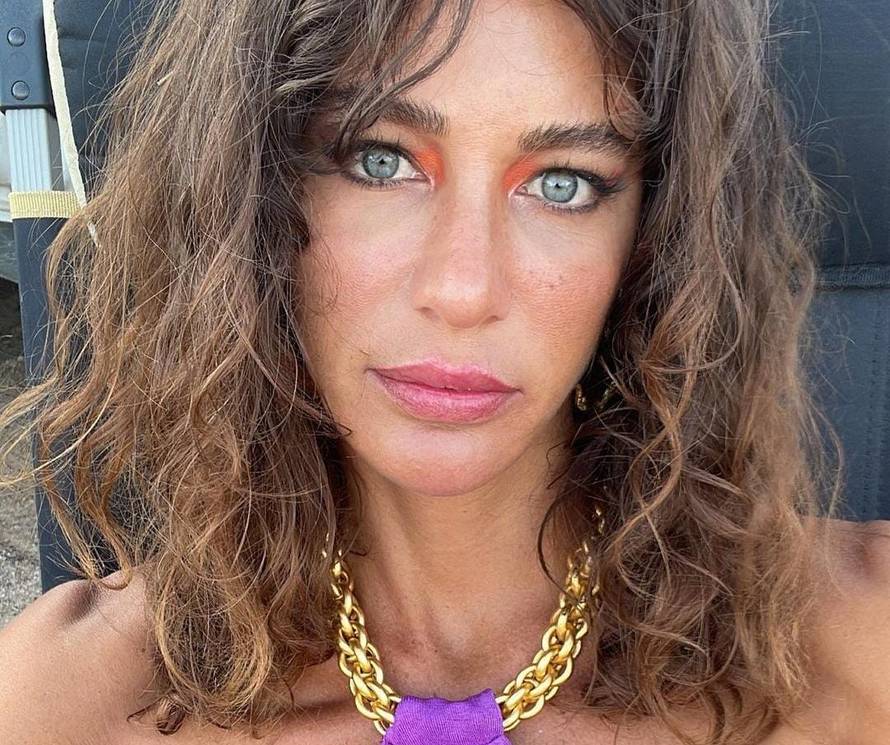 Turska glumica prije 13 godina digla tužbu radi snimke na kojoj se ljubi, spor dobila tek sada...