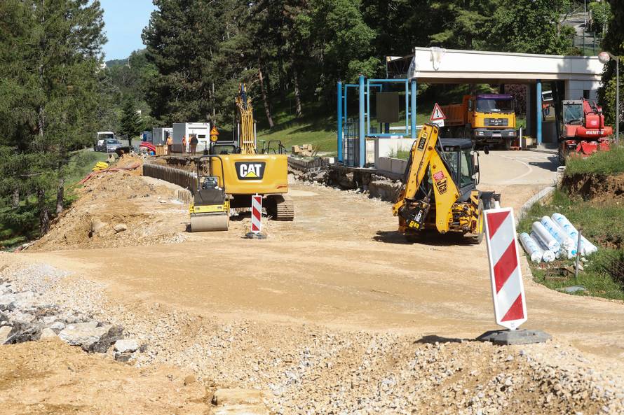 Zagreb: Klizište na Pantovčaku samo se pogoršava, tlo se pomiče svakog dana