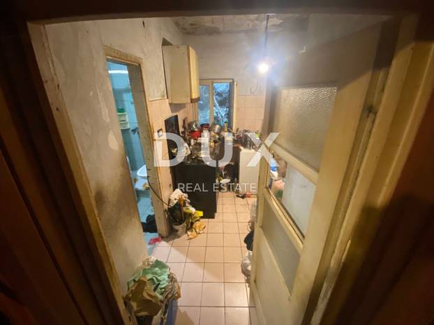 FOTO Ovaj stan u Rijeci prodaju za 35.000 €! Ima 36 m2, kažu - prilika je. Ali ima jedan problem