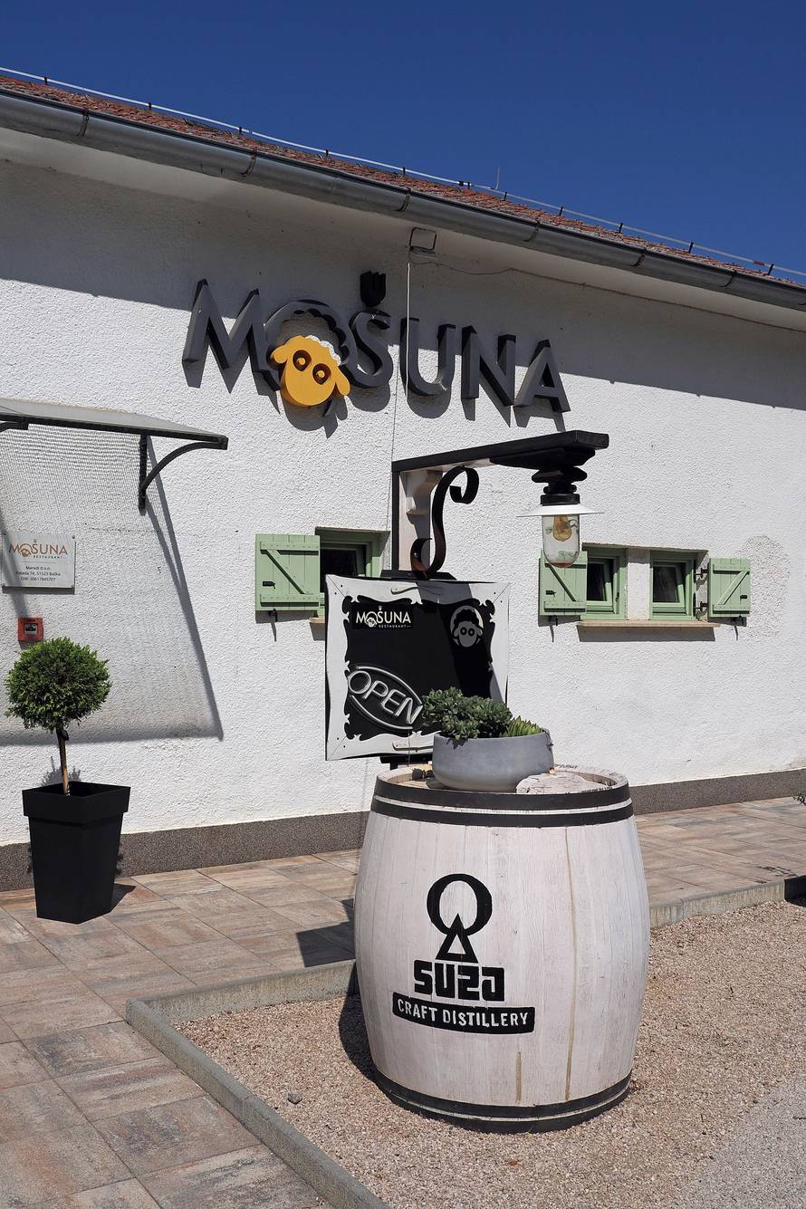 U Baškoj se uživa i ove jeseni