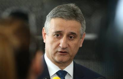 Karamarko: Od njegovog 'mi ili oni' građani neće živjeti bolje