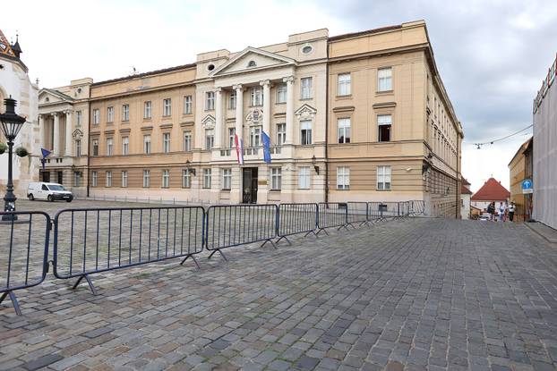 Zagreb:  U Saboru je sve spremno za pocetak preseljenja 