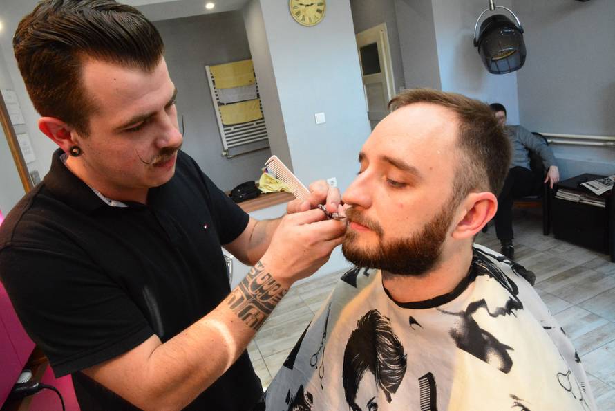 'Brođani žele brkove kakve su imali Salvador Dali i H. Poirot'