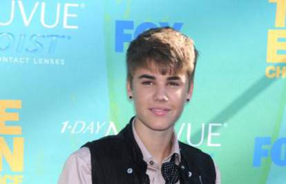 Bieber obožavateljma dao krivi broj i izazvao  kaos u Teksasu
