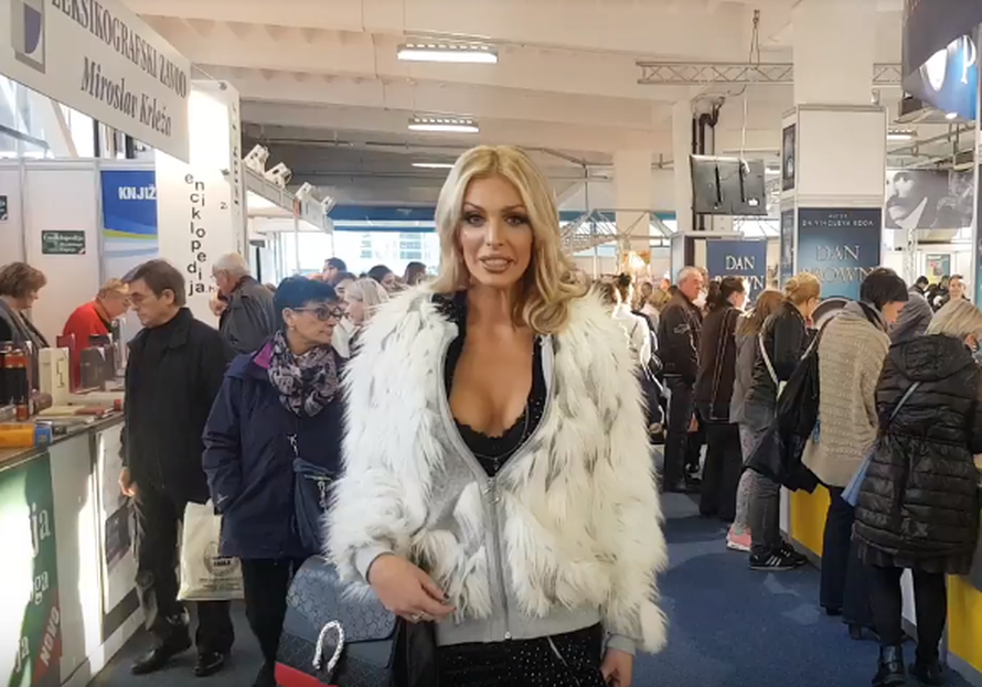 Ava si je pomaknula i kalendar: Noć vještica slavim tek večeras