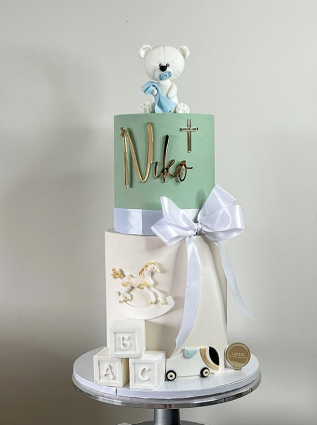 FOTO Maja Šuput proslavila je 46. rođendan - pogledajte tortu koja je bila hit večeri