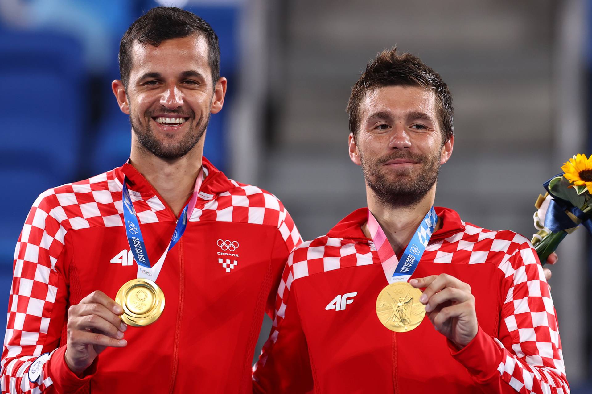 Tennis - Men's Doubles - Medal Ceremony