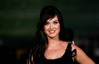 Katy Perry posvetila je koncert kćeri: 'Samo sam mogla sanjati o takvoj ljubavi. Sretna sam...'