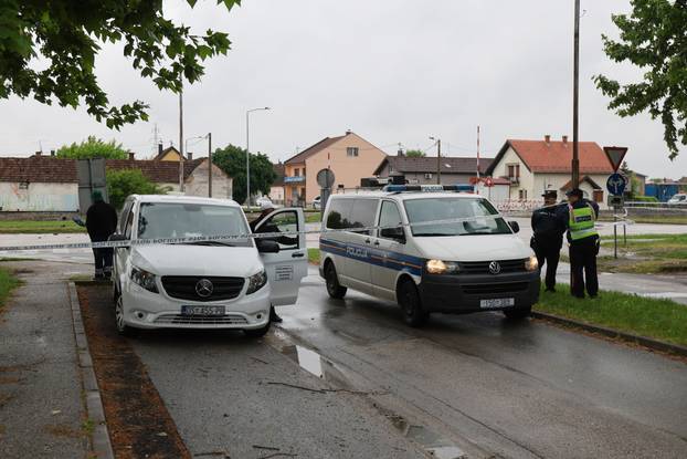 Teška nesreća u Županji, sudarila se tri vozila, jedna osoba poginula