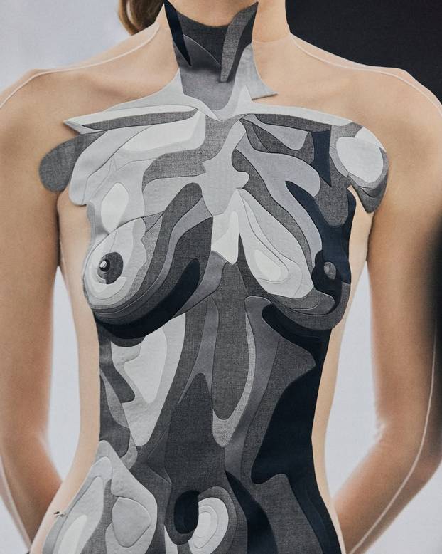 FOTO Vanzemaljci na Pariškom tjednu mode! 'Dolazimo u miru'