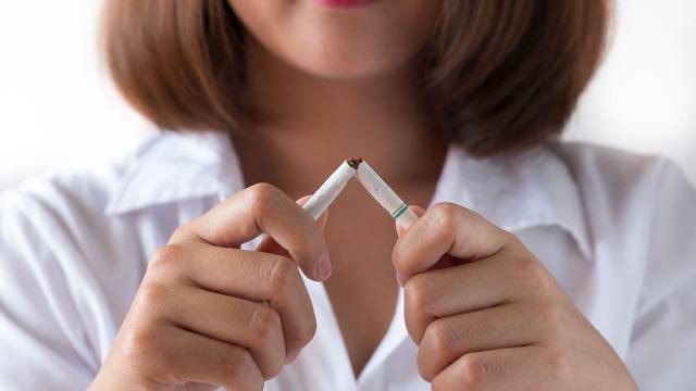 Danska vlada želi iskorijeniti pušenje rođenih nakon 2010.