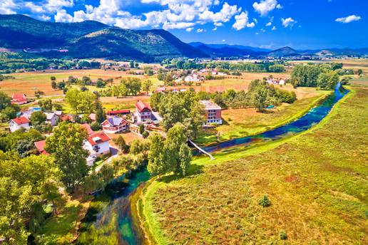 Stanite i predahnite - ova mjesta isplati se posjetiti na putu prema moru i obrnuto