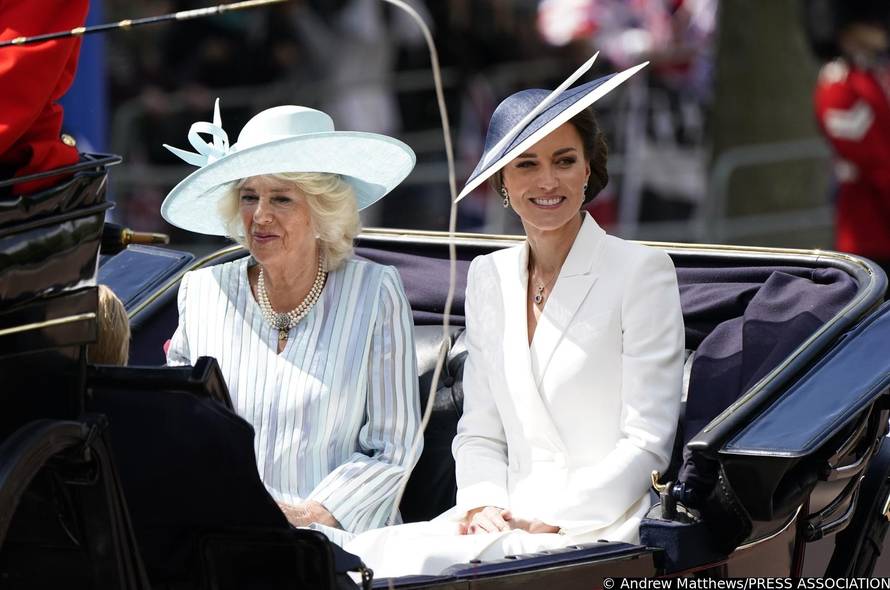 Kraljica Elizabeta slavi 70 godina na britanskom tronu