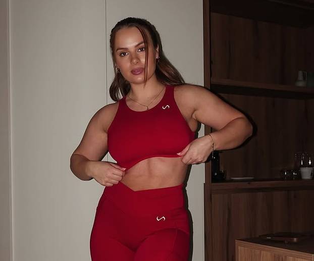 FOTO Njezini gluteusi nikog ne ostavljaju ravnodušnim: Evo kako je došla do ovakve forme