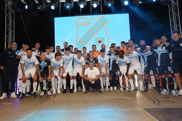 Rijeka: Predstavljanje novih dresova nogometaša Rijeke