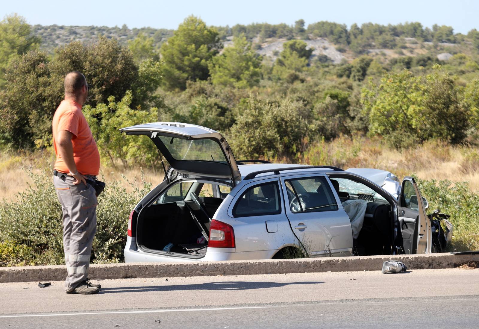 Na Jadranskoj magristrali kod Njivica u sudaru dva vozila ozlijeđeno pet osoba