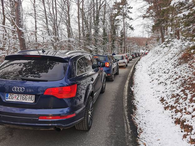 Prometni kolaps na Sljemenskoj cesti - kolona duga više od 5 kilometara