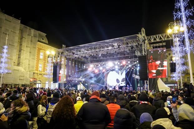 Zagreb u Novu 2026 godinu ušao uz Dubiozu kolektiv