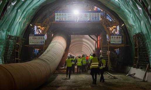 FOTO Pogledajte kako Kinezi buše tunel Kozjak: Probijanje će biti gotovo na proljeće