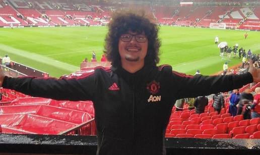 FOTO Ovaj je navijač obećao da će se ošišati kad United dobije 5 puta zaredom. Stiže li taj čas?